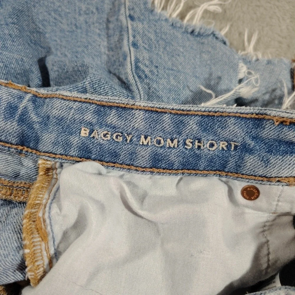 American Eagle Denim Shorts 10 Baggy Mom Distressed Destroyed Festival Bohemian